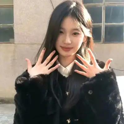 何浩宇